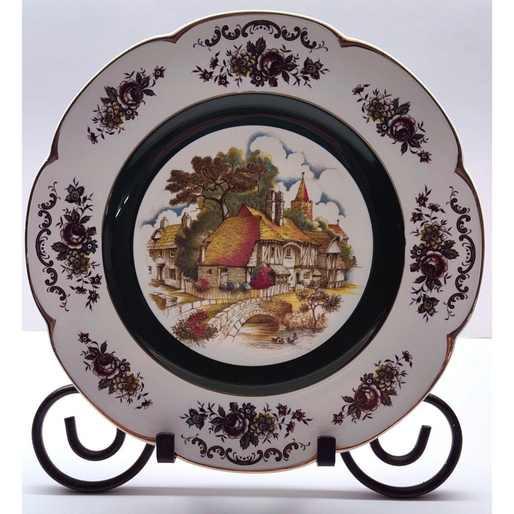 Wood and Sons‎ England Ascot Service Plate Decorative Wall Plate Cottage Scene